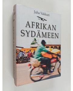 Kirjailijan Juha Vakkuri käytetty kirja Afrikan sydämeen