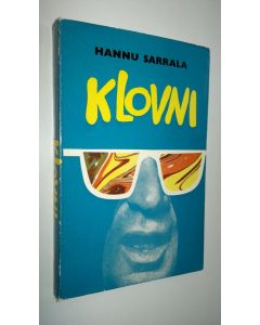 Kirjailijan Hannu Sarrala käytetty kirja Klovni