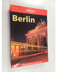 Kirjailijan Andrea Schulte-Peevers käytetty kirja Berlin