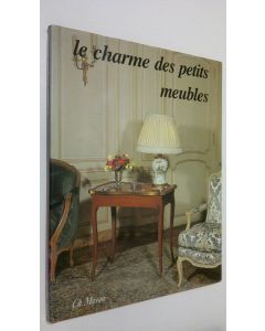 Kirjailijan P. M. Favelac käytetty kirja Le charme des petits meubles