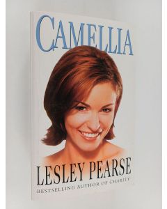Kirjailijan Lesley Pearse käytetty kirja Camellia