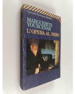 Kirjailijan Marguerite Yourcenar käytetty kirja L'opera al nero