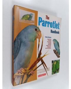 Kirjailijan Sandee L. Molenda käytetty kirja The Parrotlet Handbook