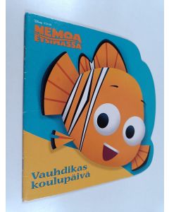 Kirjailijan Seymour Mackerel käytetty teos Nemoa etsimässä : Vauhdikas koulupäivä