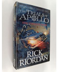 Kirjailijan Rick Riordan käytetty kirja The tyrant's tomb
