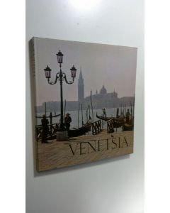 Kirjailijan Teddy Brunius käytetty kirja Venetsia, vetten kaupunki
