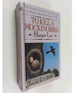 Kirjailijan Harper Lee käytetty kirja To kill a mockingbird