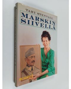 Kirjailijan Taru Stenvall käytetty kirja Marskin siivellä