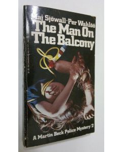 Kirjailijan Maj Sjööwall käytetty kirja The man on the balcony