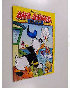 Kirjailijan Walt Disney käytetty kirja Aku Ankka Ekstra 8/2011