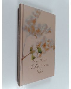Kirjailijan Sergei Hackel käytetty kirja Kallisarvoinen helmi : äiti Maria Skobtsovan elämä 1891-1945