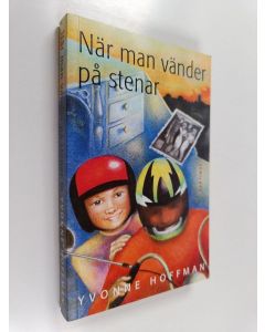 Kirjailijan Yvonne Hoffman käytetty kirja När man vänder på stenar