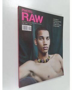 käytetty kirja Photo raw 18/2012