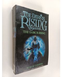 Kirjailijan Susan Cooper käytetty kirja The Dark Is Rising