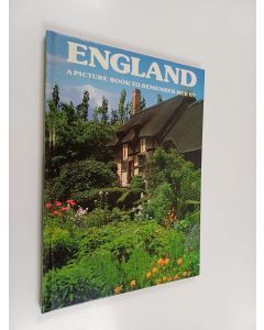 Kirjailijan Ted Smart käytetty kirja England - A Picture Book to Remember Her By
