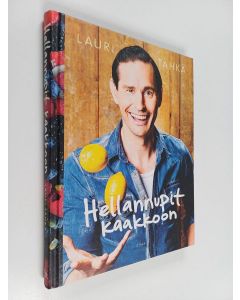 Kirjailijan Lauri Tähkä käytetty kirja Hellannupit kaakkoon