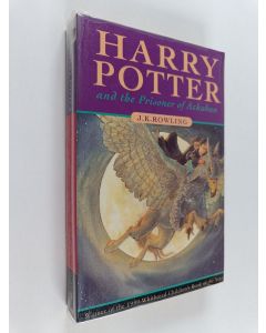 Kirjailijan J. K. Rowling käytetty kirja Harry potter and the prisoner of azkaban