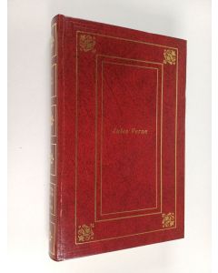 Kirjailijan Jules Verne käytetty kirja Maasta Kuuhun ; Kuun ympäri