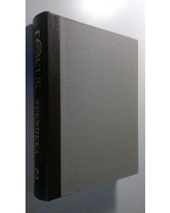 Tekijän Tauno Voitila  käytetty kirja Fokus-tekniikka : Kertovasti kuvitettu tekniikan tietosanakirja 2, Ihminen ja materia - luonnontieteiden historia : Fysiikan, kemian, yleismaantieteen ja tähtitieteen tekniset perustiedot : Hakemisto ja liitteet : (Sy