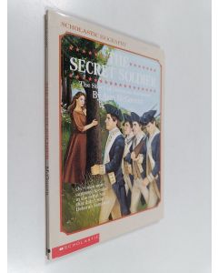 Kirjailijan Ann McGovern käytetty kirja The Secret Soldier - The Story of Deborah Sampson