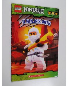 Kirjailijan Tracey West käytetty kirja A Ninja's Path (LEGO Ninjago: Reader)
