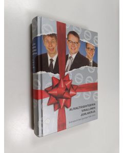 Kirjailijan Simo Frangen käytetty kirja Alivaltiosihteerin virallinen juhlakirja : solmiokolmikon parhaat 1990-2010