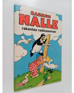 Kirjailijan Carla Hansen käytetty teos Rasmus Nalle rakentaa radioaseman