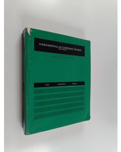 Kirjailijan Stephen A. Ross käytetty kirja Fundamentals of corporate finance
