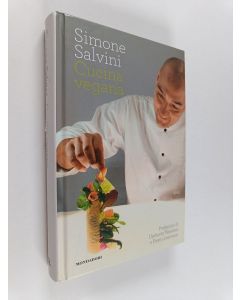 Kirjailijan Simone Salvini käytetty kirja Cucina vegana