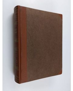 Kirjailijan Y. J. Hakulinen käytetty kirja Suomalais-ruotsalais-saksalainen Lakikielen Sanakirja. Hakemistoineen = Finsk-svensk-tysk Juridisk Ordbok = Finnisch-schwedisch-deutsches Juristisches Wörterbuch
