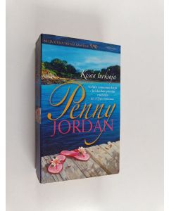 Kirjailijan Penny Jordan käytetty kirja Kesän tuoksuja : Tunteet tarkasti piilossa ; Ihana mies ; Täydellinen isä ; Täydellinen yö