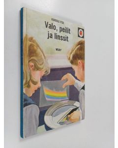 Kirjailijan F. E. Newing käytetty kirja Valo, peilit ja linssit