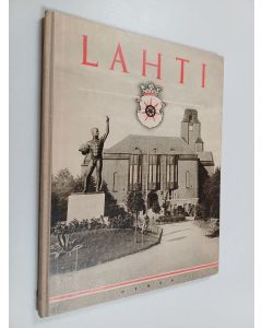 Kirjailijan Börje Sandberg käytetty kirja Lahti ja sen ympäristö = Lahtis och dess omgivningar