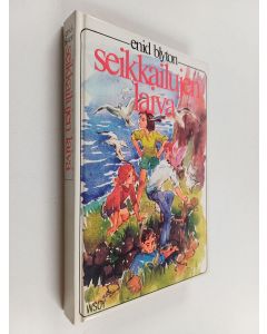 Kirjailijan Enid Blyton käytetty kirja Seikkailujen laiva