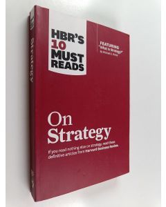käytetty kirja HBR's 10 must reads On strategy