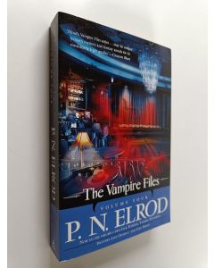 Kirjailijan P. N. Elrod käytetty kirja The Vampire Files vol. 4