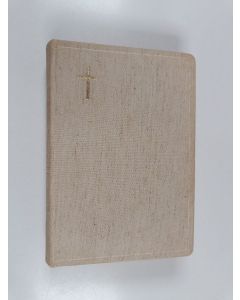 käytetty kirja Pyhä Raamattu (1971/1975, käännös 1933/1938)