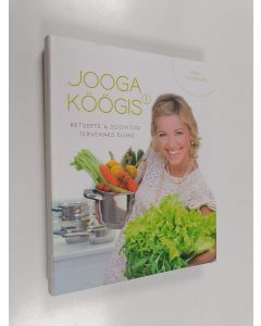 Kirjailijan Kadi Toompere käytetty kirja Jooga köögis