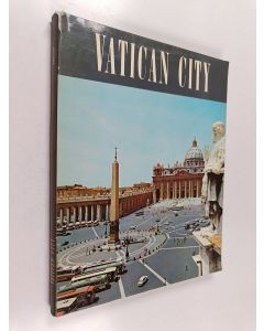 käytetty kirja Vatican city : special edition for the museums and the papal galleries