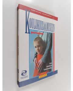 Kirjailijan Christina Salmivalli käytetty kirja Koulukiusaamiseen puuttuminen : kohti tehokkaita toimintamalleja