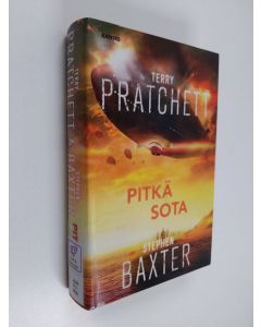 Kirjailijan Terry Pratchett käytetty kirja Pitkä sota