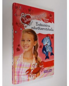 Kirjailijan Karen Christine Angermayer käytetty kirja Ensisuudelma sokerikuorrutuksella