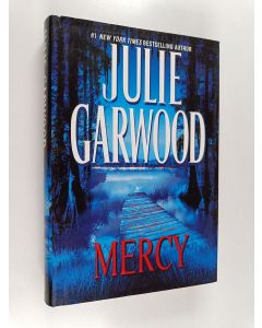 Kirjailijan Julie Garwood käytetty kirja Mercy