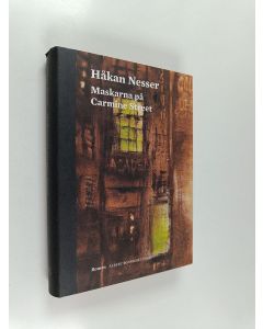 Kirjailijan Håkan Nesser käytetty kirja Maskarna på Carmine Street roman