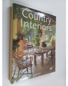 Kirjailijan Diane Dorrans Saeks käytetty kirja Country interiors Intérieurs à la campagne