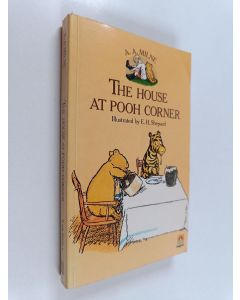 Kirjailijan A. A. Milne käytetty kirja The house at pooh corner