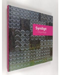 Kirjailijan Magdalena Holm käytetty kirja Synligt - osynligt