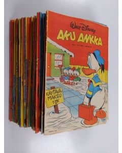 Kirjailijan Walt Disney käytetty teos Aku Ankka 1981 (2-52)