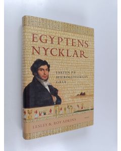 Kirjailijan Lesley Adkins käytetty kirja Egyptens nycklar