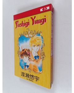 Kirjailijan Yuu Watase käytetty kirja Fushigi Yuugi 3